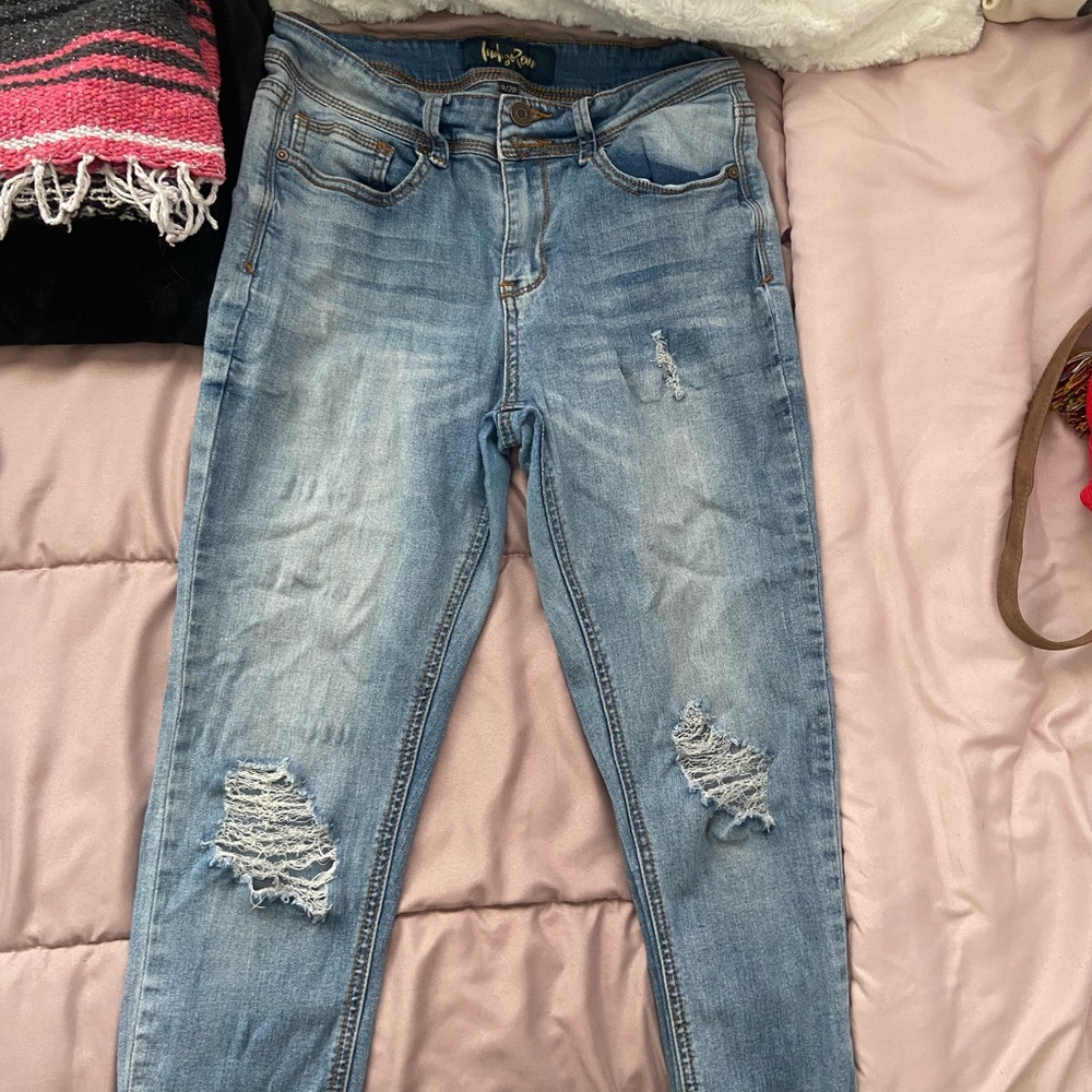 Jeans